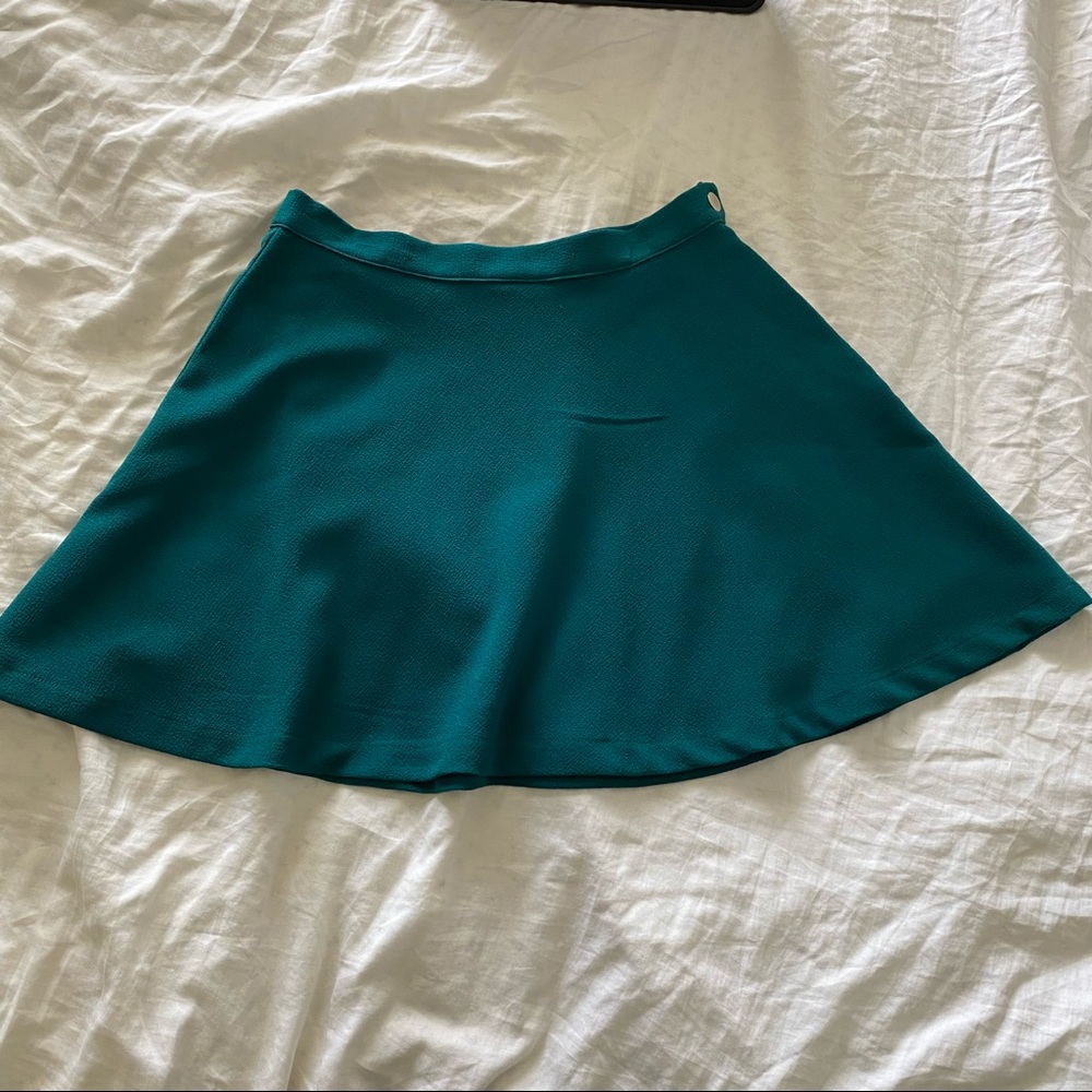 Forever 21 Teal Mini Skirt in Size Small